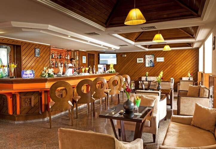 Hôtel Magic Life Africana