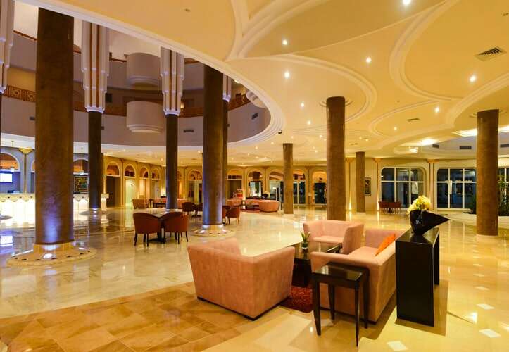 Golden Tulip Taj Sultan Resort