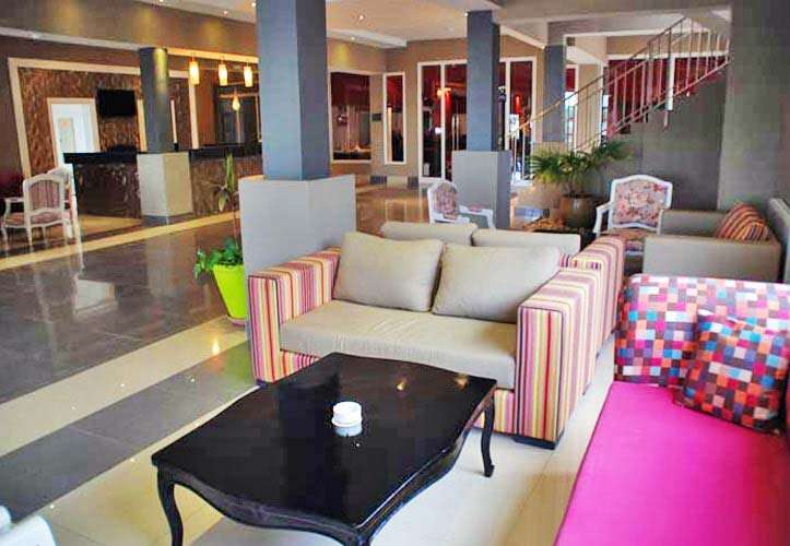 La Playa Hotel Club