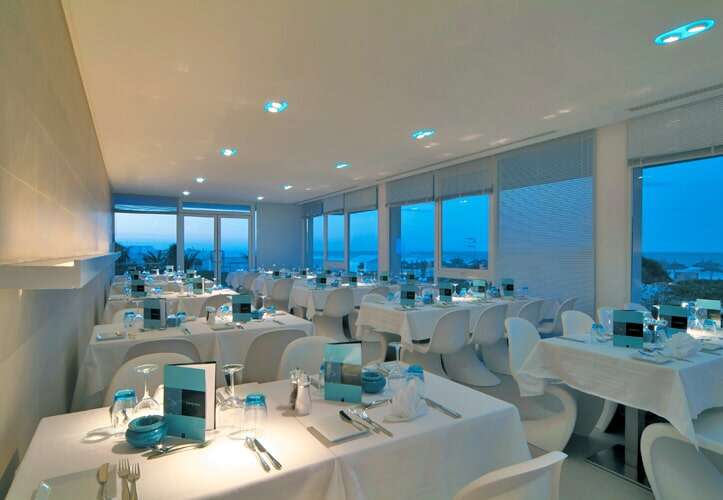 Radisson Blu Palace Resort & Thalasso
